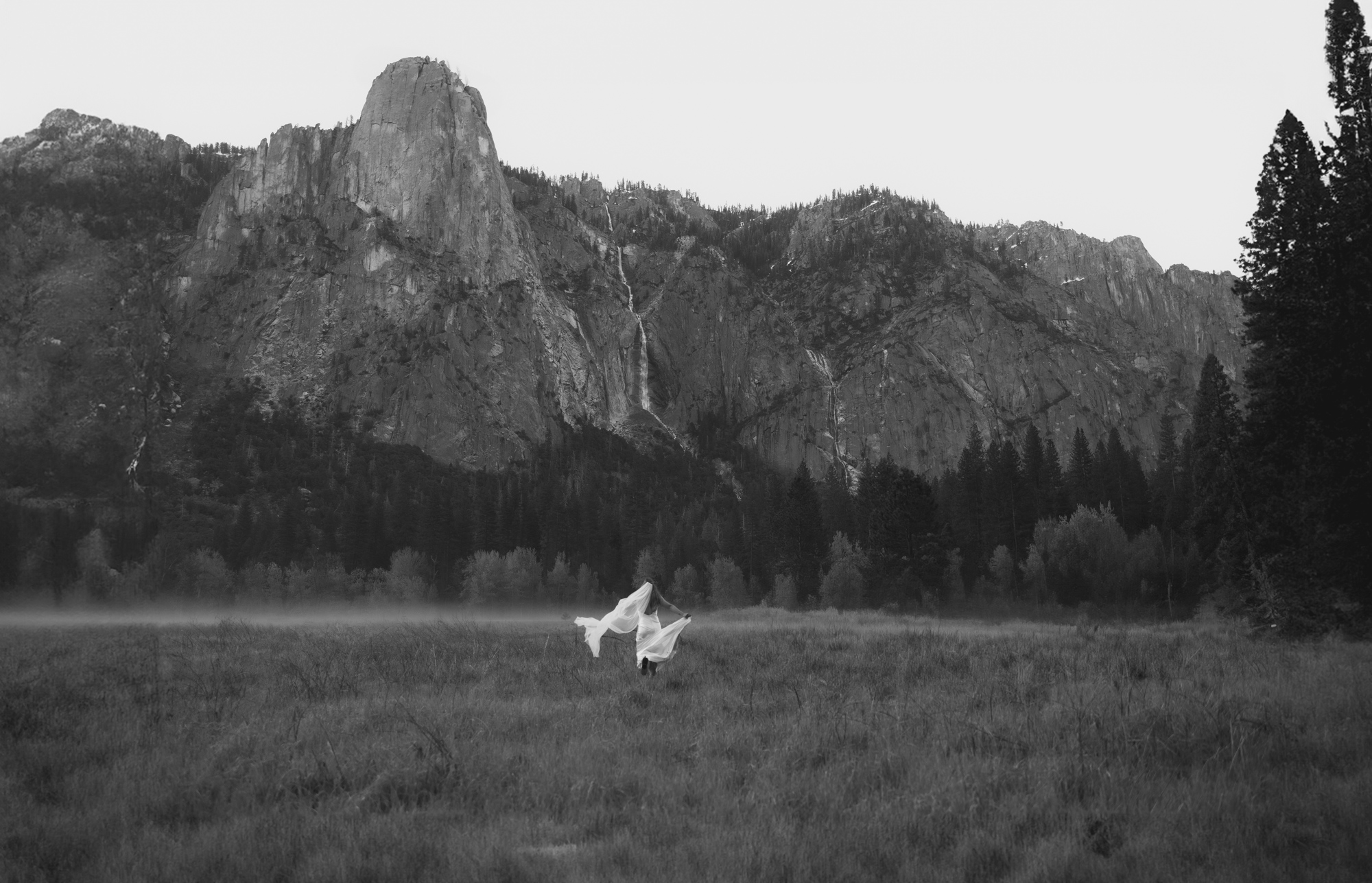Yosemite National Park Sunrise Elopement